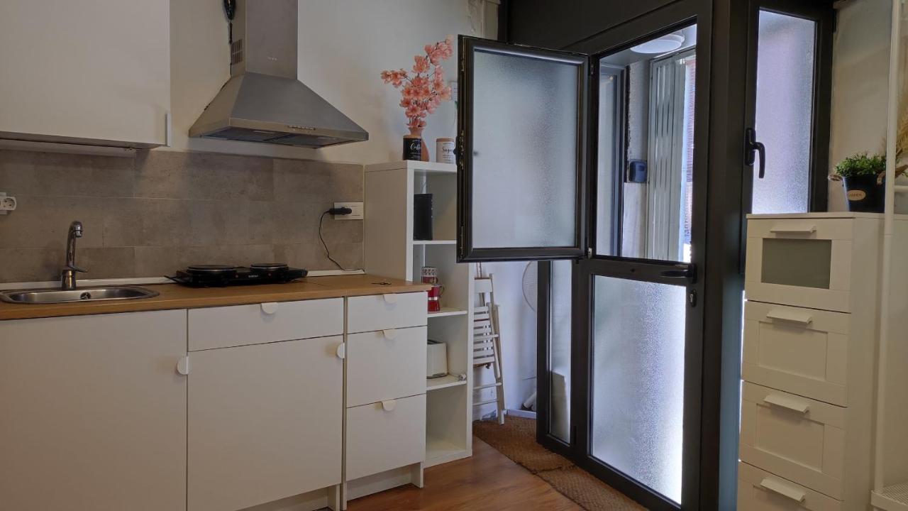 estudio monoambiente Parque Güell Apartamento Barcelona Exterior foto