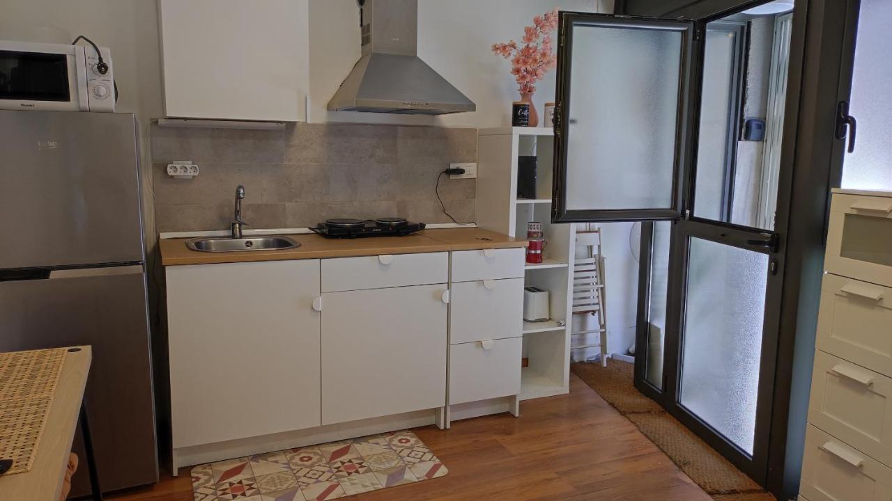 estudio monoambiente Parque Güell Apartamento Barcelona Exterior foto